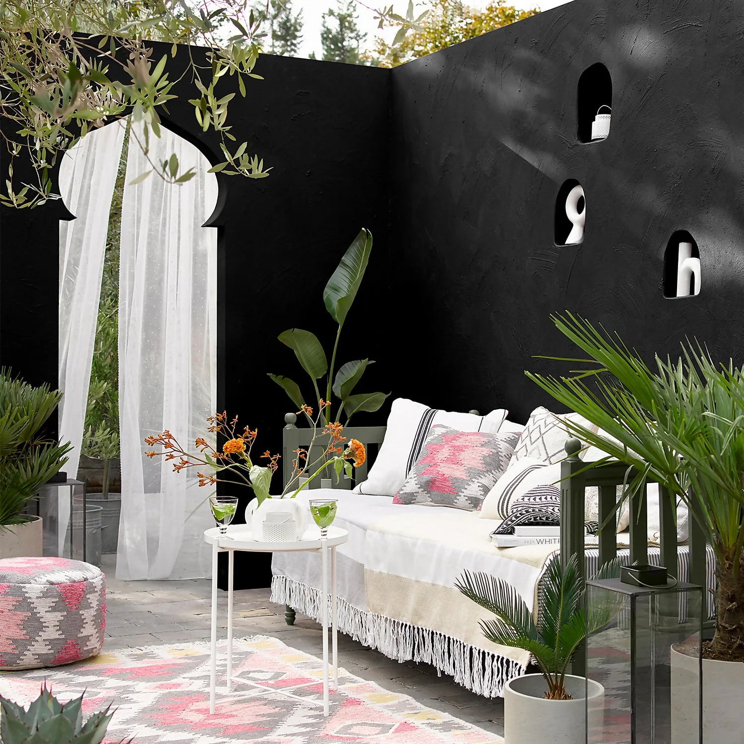 Sandtex® Ultra Smooth Masonry Paint Black - 2.5L Sandtex® Ultra Smooth Masonry Paint Black - 2.5L -Best Paint Store 12806289 1794871255659191