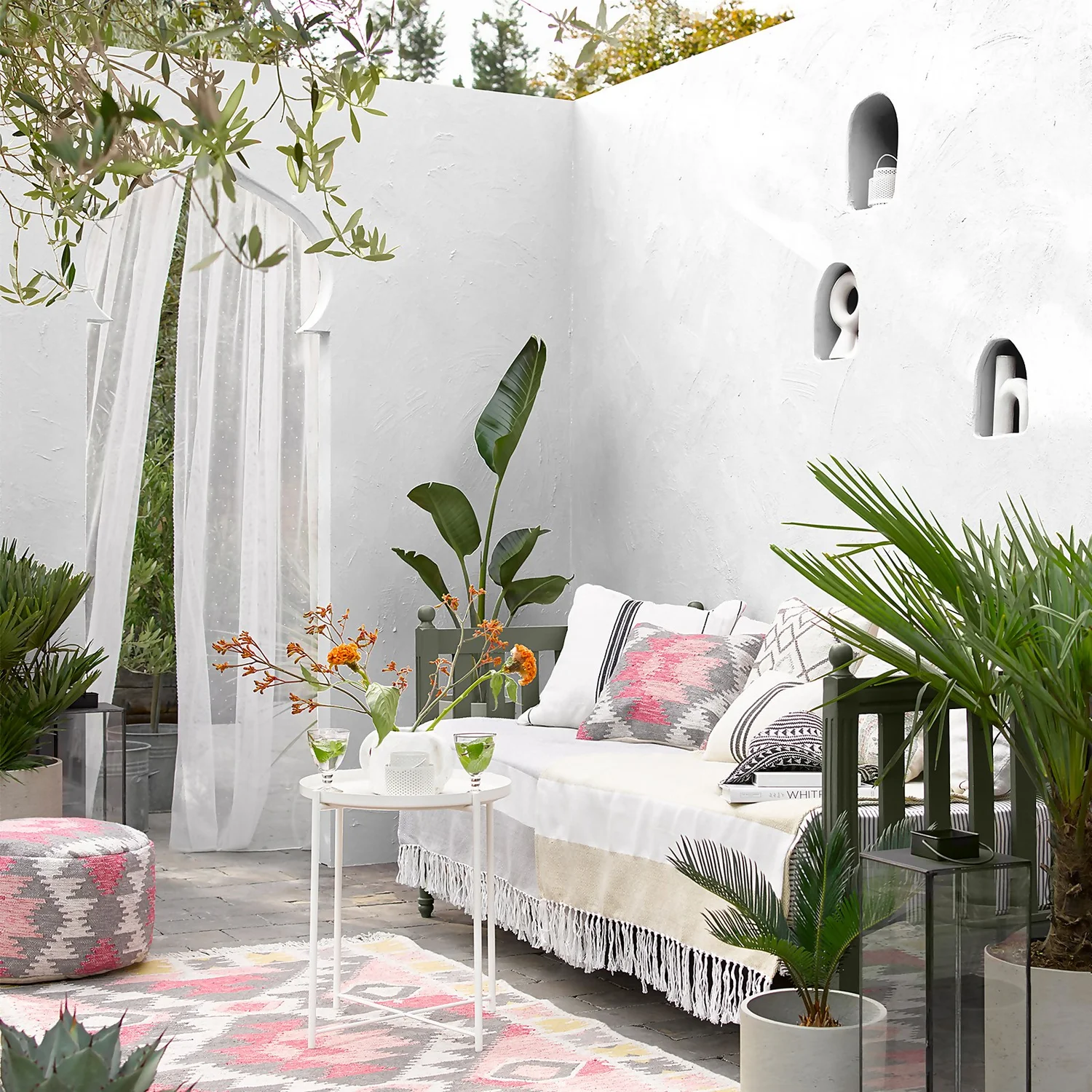 Sandtex® Ultra Smooth Masonry Paint Pure Brilliant White - 10L Sandtex® Ultra Smooth Masonry Paint Pure Brilliant White - 10L -Best Paint Store 12808642 8554871503545876