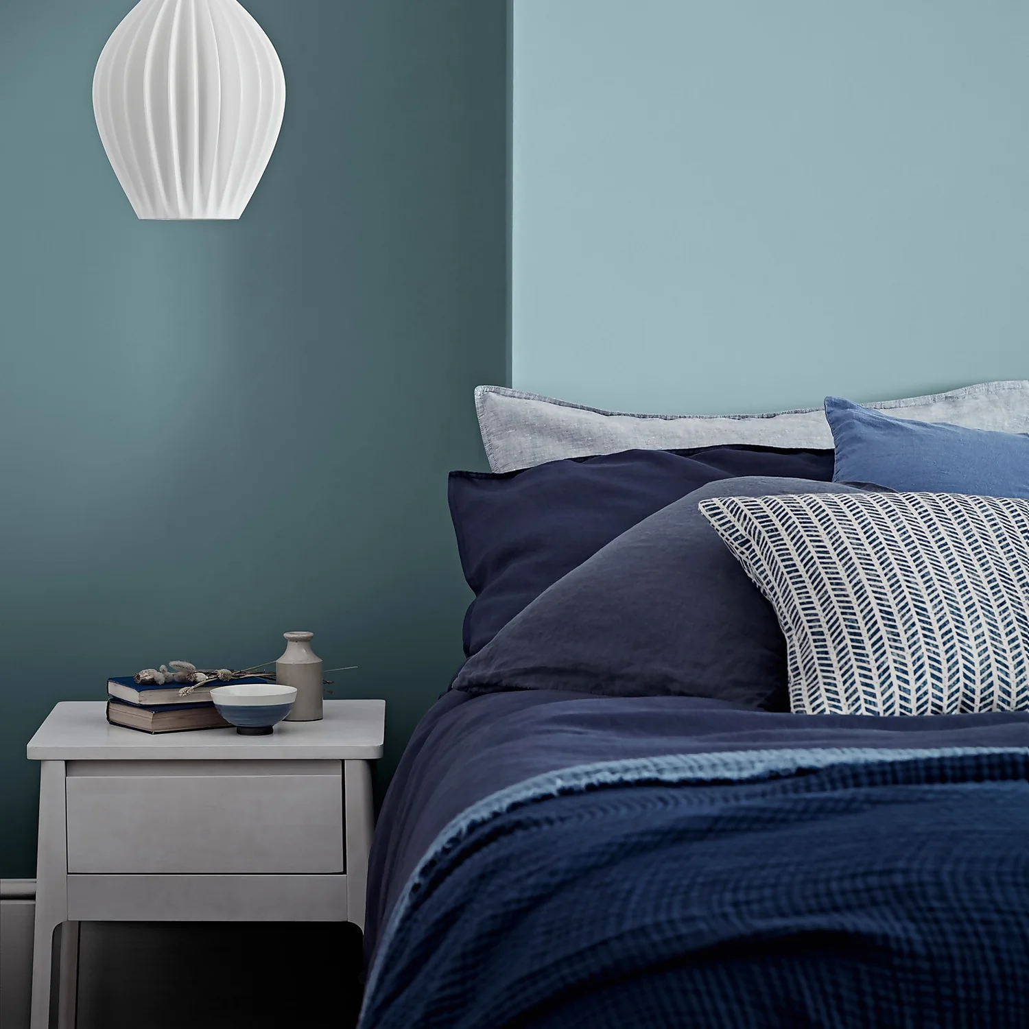 Crown Walls & Ceilings Matt Emulsion Paint Duck Egg - 5L Crown Walls & Ceilings Matt Emulsion Paint Duck Egg - 5L -Best Paint Store 12823256 1794969525466319