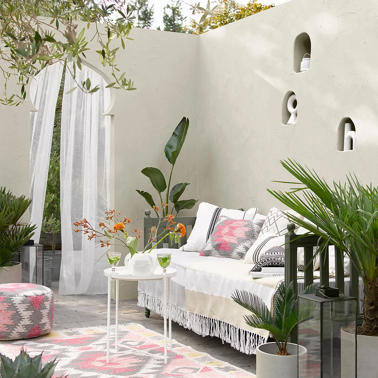 Sandtex® Ultra Smooth Masonry Paint Chalk Hill - 5L Sandtex® Ultra Smooth Masonry Paint Chalk Hill - 5L -Best Paint Store 12837448 4714872084380292