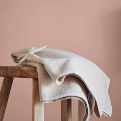 Crown Easyclean Bathroom Paint Powdered Clay - 0.04L -Best Paint Store 12886559 1324853989563870